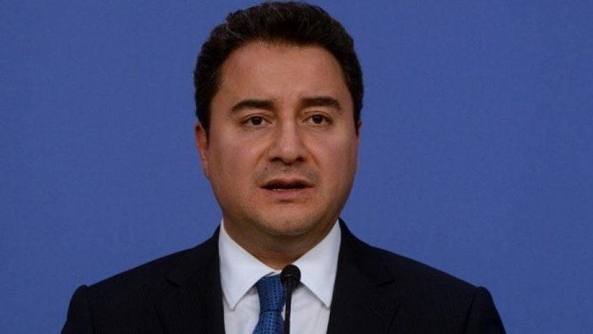 Gözler Ali Babacan’da