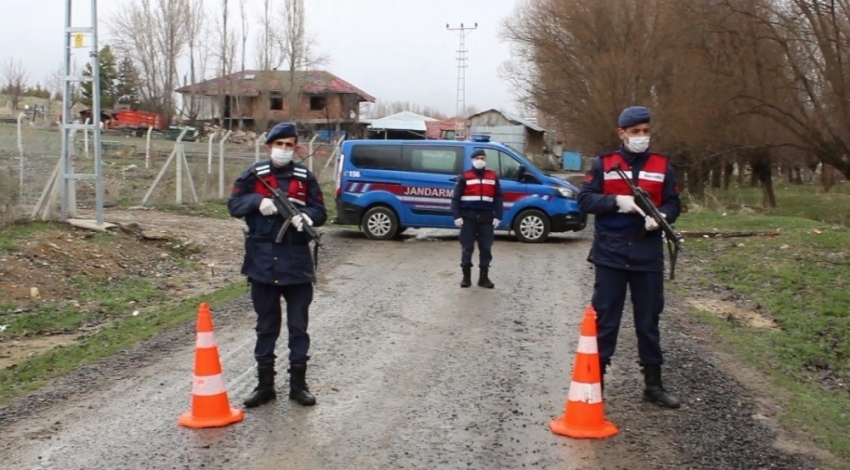 Bir köy daha tedbir amaçlı karantina altına alındı