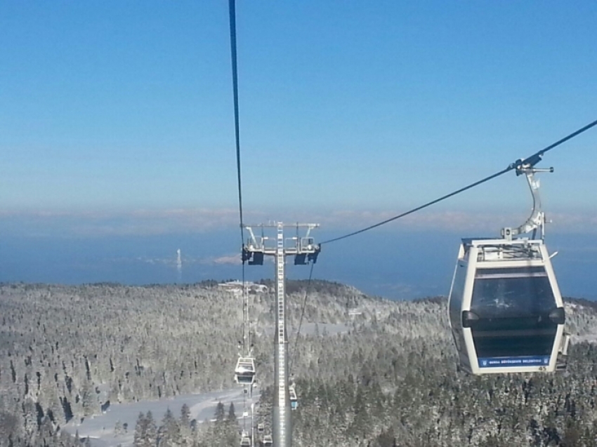 Teleferiğe şiddetli rüzgar engeli