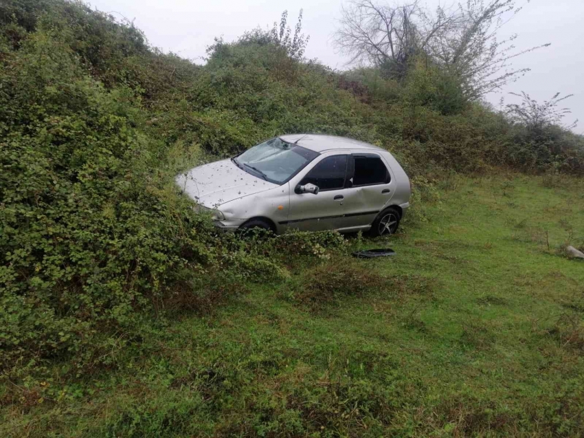 Kayan araç takla atarak çalılık yere düştü: 4’ü çocuk 6 kişi yaralı