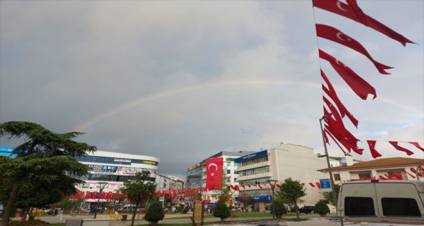 İstanbul’da gökkuşağı sürprizi