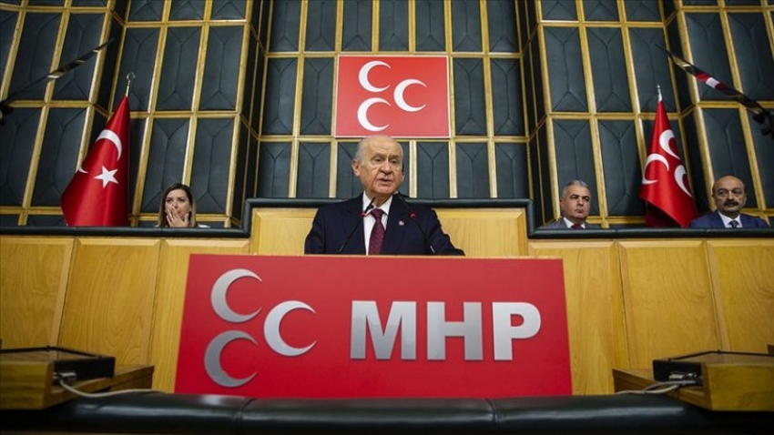 Bahçeli, Erdoğan'a rağmen Sezen Aksu'yu hedef aldı