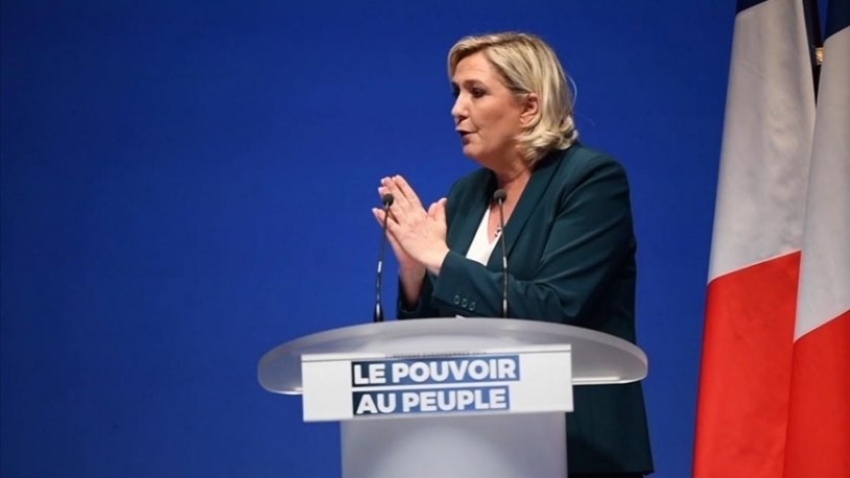 Fransa'da Le Pen seçim öncesi zimmetine para geçirmekle suçlanıyor