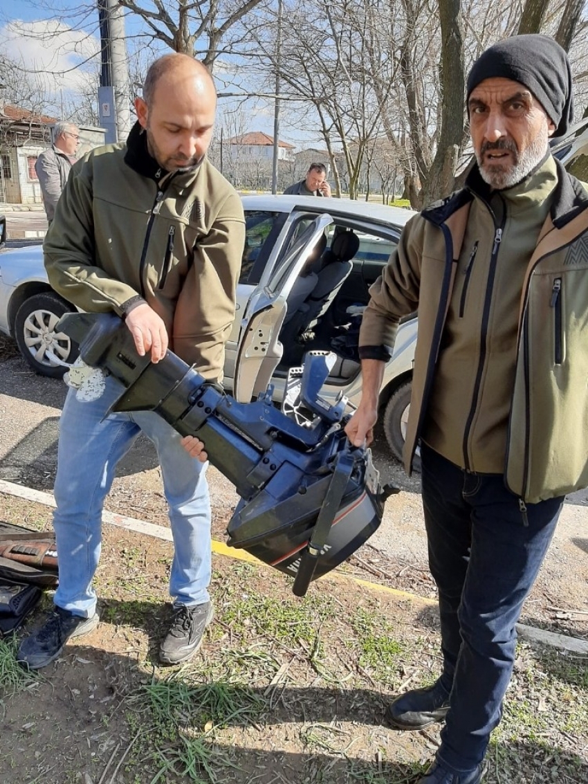 Sapanca Gölü’nde onlarca kuşu öldüren kaçak avcılar suçüstü yakalandı