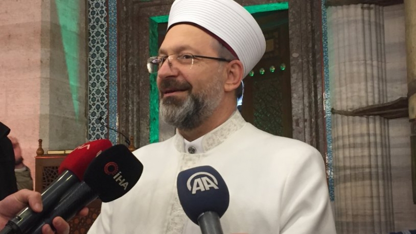 Diyanet İşleri Başkanı Ali Erbaş, İngilizce hutbe okudu