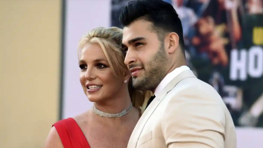 Britney Spears bebeğini kaybetti