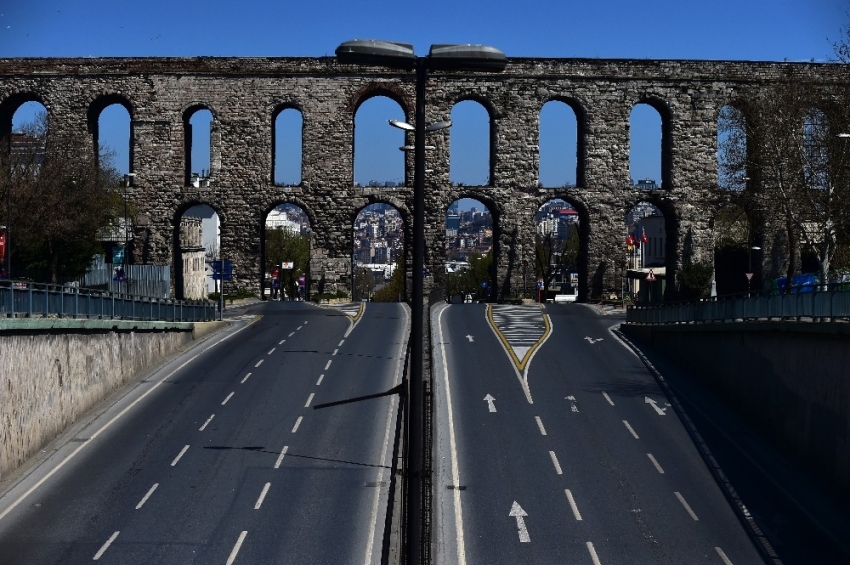 İstanbul sokakları boş kaldı