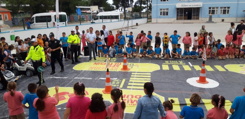 Öğrencilere trafik eğitimi