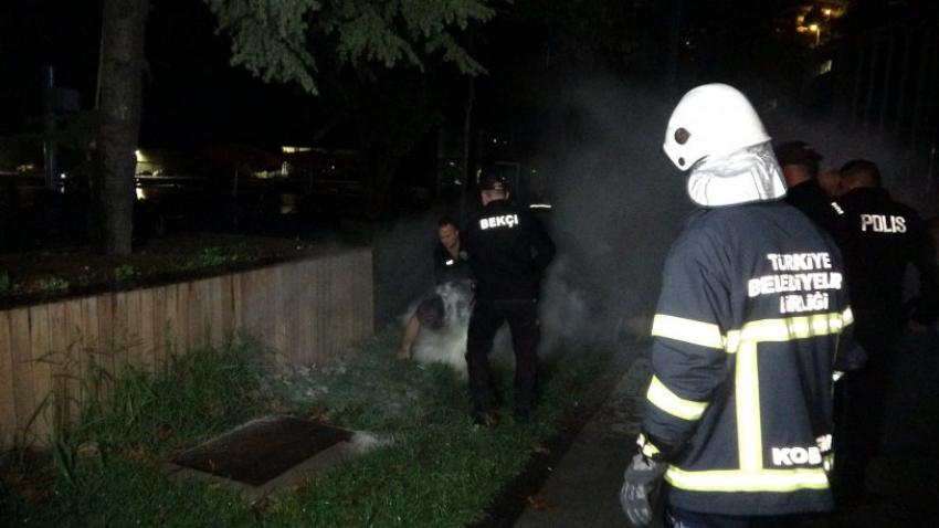 Adliye önünde kendini yakmak istedi