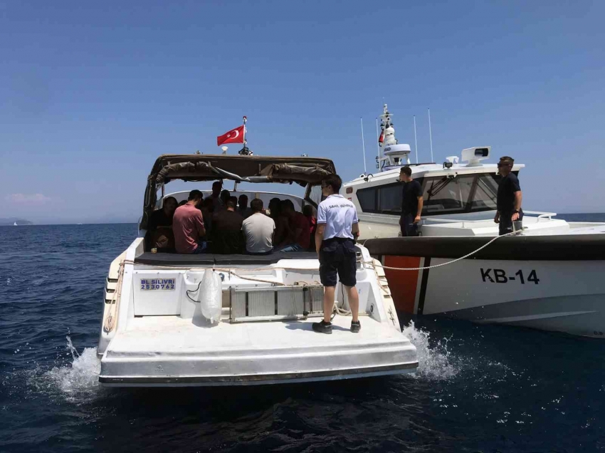 Göçmen kaçakçıları tutuklandı