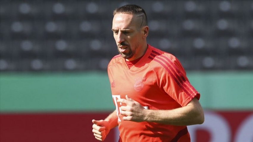 Ribery futbolculuk kariyerine son verdi