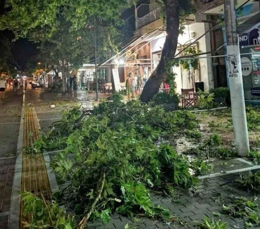 Yunanistan’da fırtına: 6 turist öldü, 30 yaralı