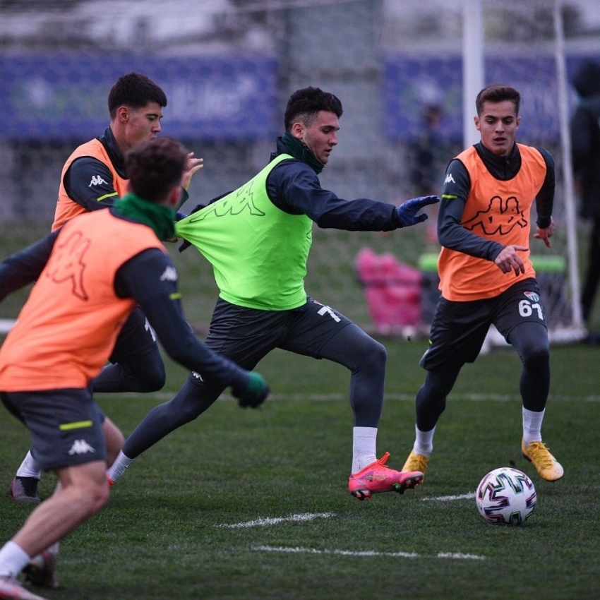 Bursaspor’da Adanaspor maçı hazırlıkları başladı