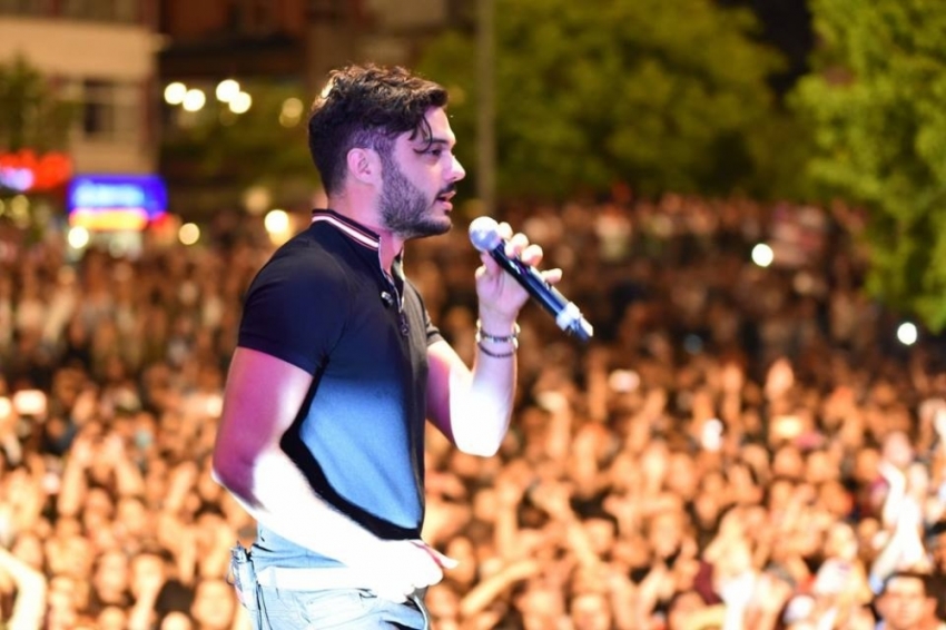 İlyas Yalçıntaş’tan unutulmaz konser