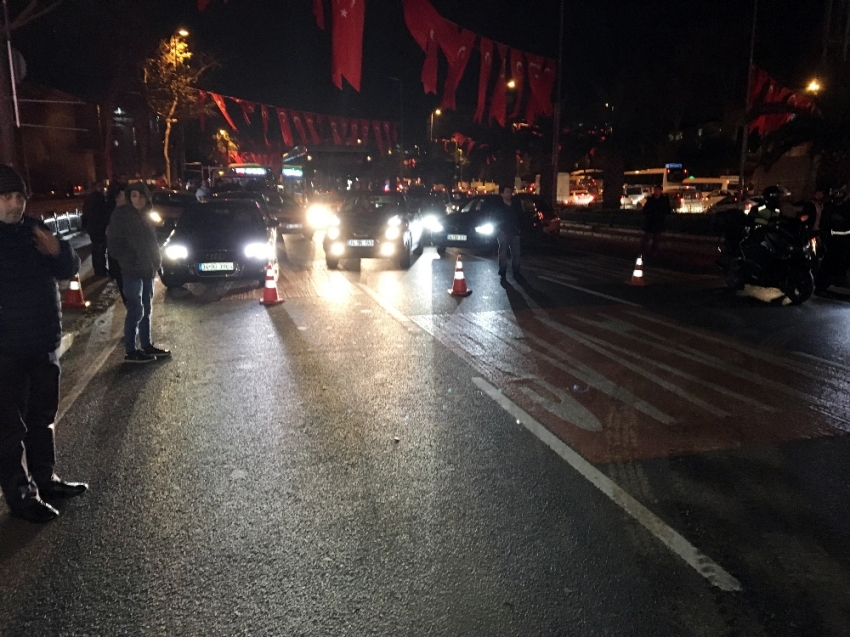 Vatan Caddesi’ndeki kaza trafiği kilitledi