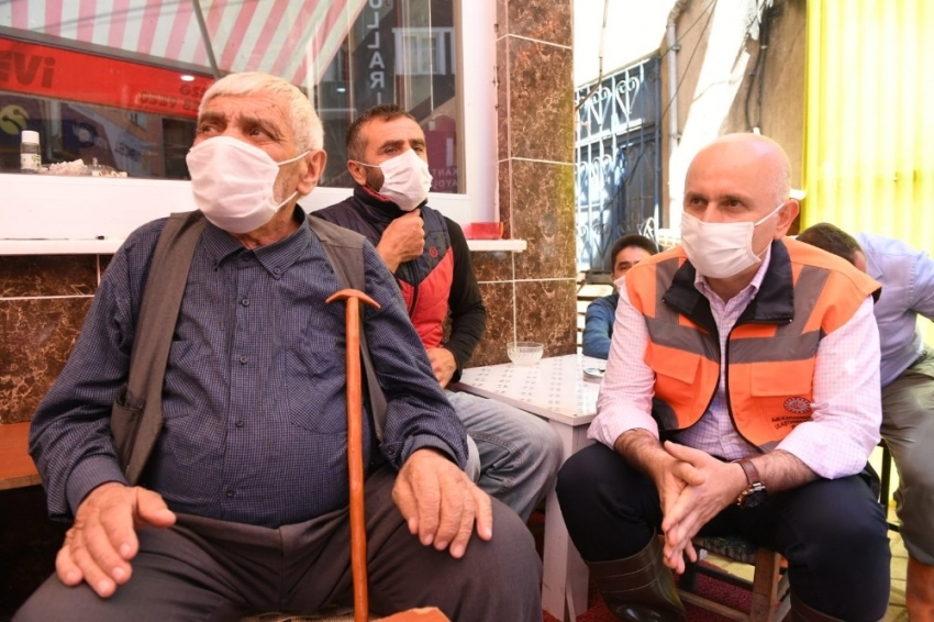 Ulaştırma ve Altyapı Bakanı Karaismailoğlu sel bölgesinde