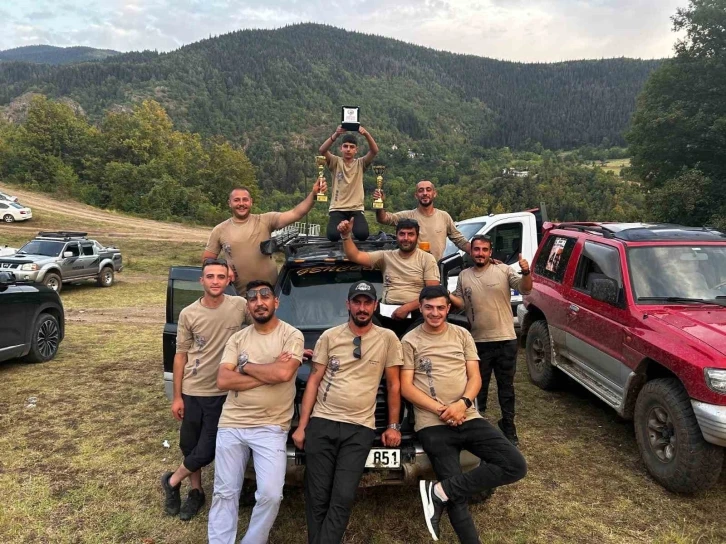 4. Uluslararası Şavşat off-road yarışlarında Erzurum rüzgarı esti
