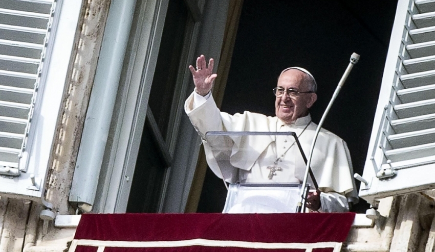 Papa Francis sığınmacılar için Yunanistan’da