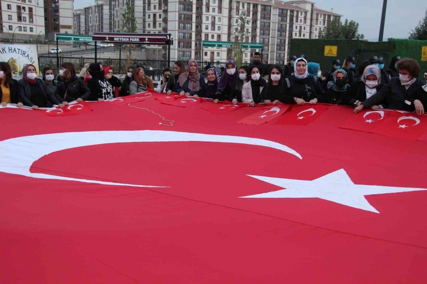 81 ilden Şırnak annelerine destek yürüyüşü