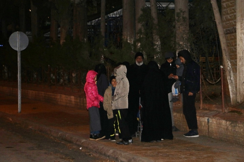 Elazığ depremi Kahramanmaraş’ta da hissedildi