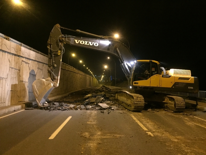 Kahramanmaraş’ta yol çöktü