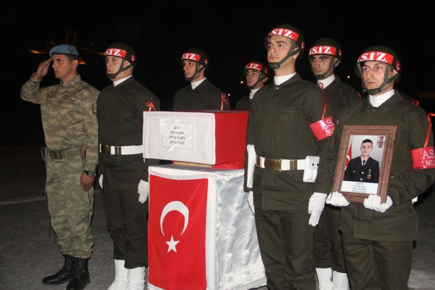 Şehit Gezer için Hakkari’de tören düzenlendi