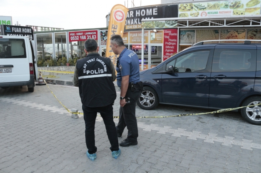 İstanbul’da silahlı kavga: 1’i ağır 3 yaralı