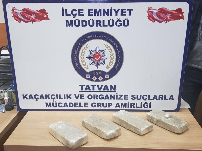 Bitlis’te 2 kilo 145 gram eroin ele geçirildi