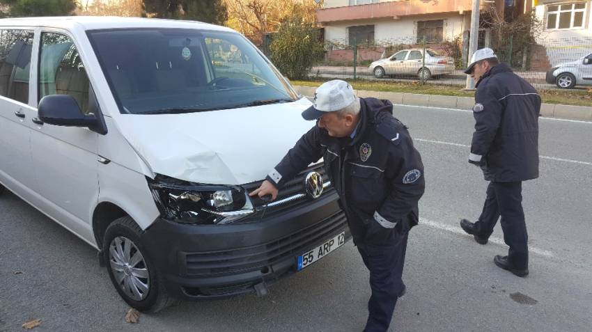 Minibüsün çarptığı Iraklı 2 çocuk hayatını kaybetti