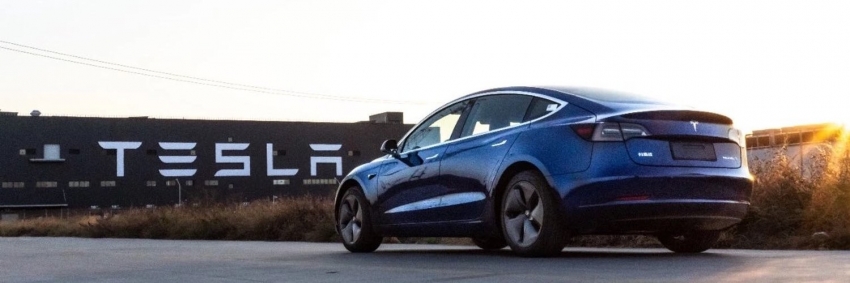 Tesla, Şangay’da üretimini durdurdu