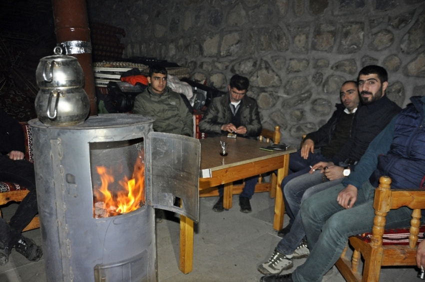 Diyarbakır’da sel nöbeti ikinci gününde