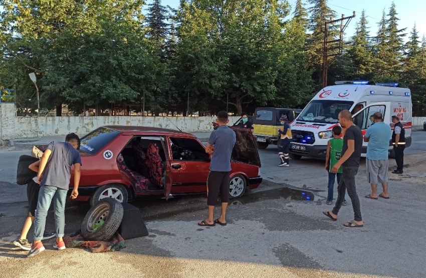 Otomobilde sızan LPG bomba gibi patladı