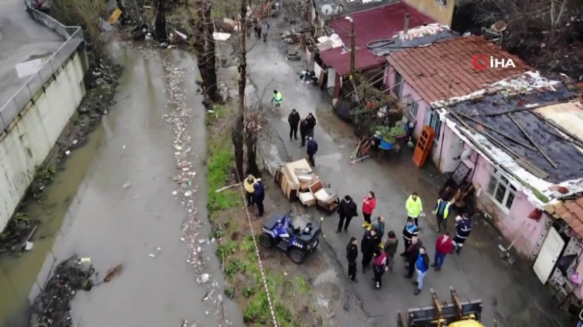 Sarıyer’de evler sel sonrası harabeye döndü