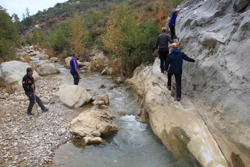 Yörük kızı Müslüme’yi arama çalışmaları 9’uncu gününde sürüyor