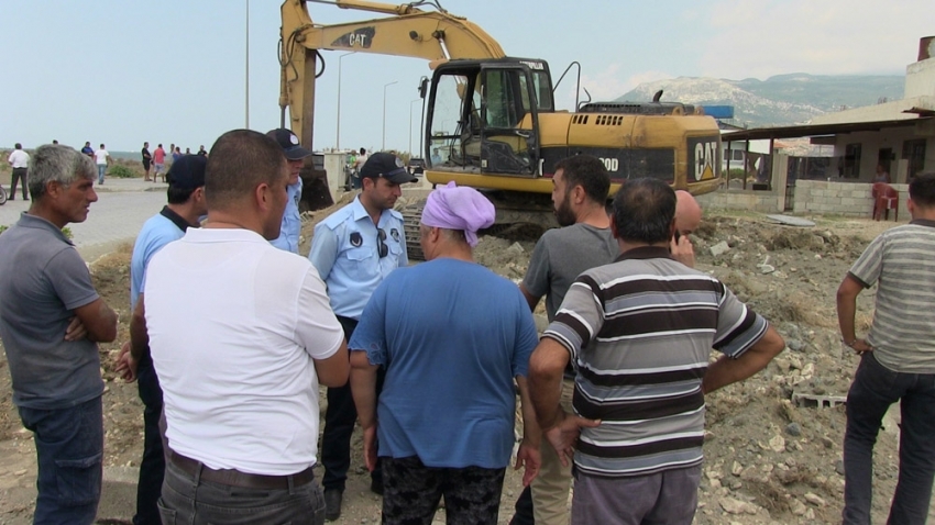 Görüntü kirliliği oluşturan yapıların yıkımında arbede