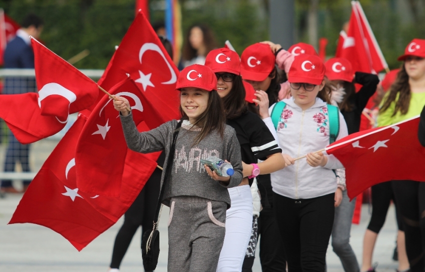 Bursa’da 23 Nisan coşkusu