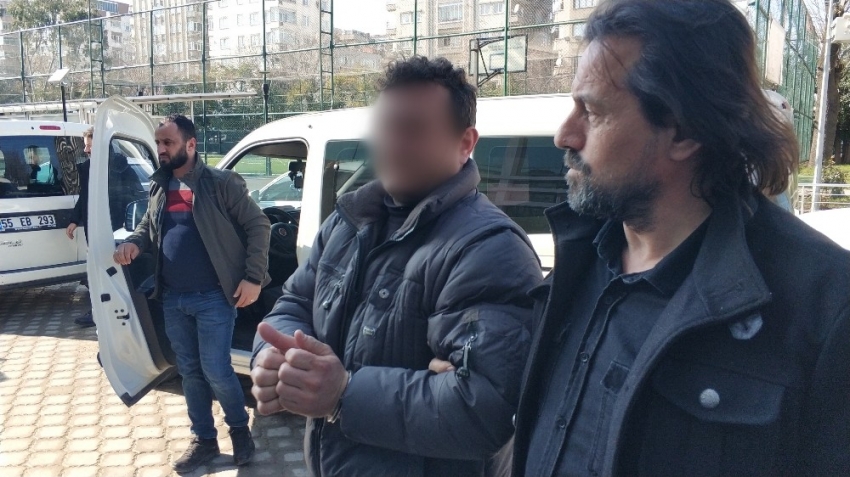 Polis kaçan aracın lastiğine ateş açtı