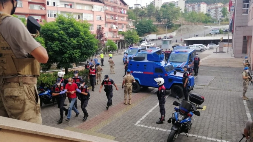 2 kişiyi öldüren zanlıların başka cinayet planlarını jandarma bozdu