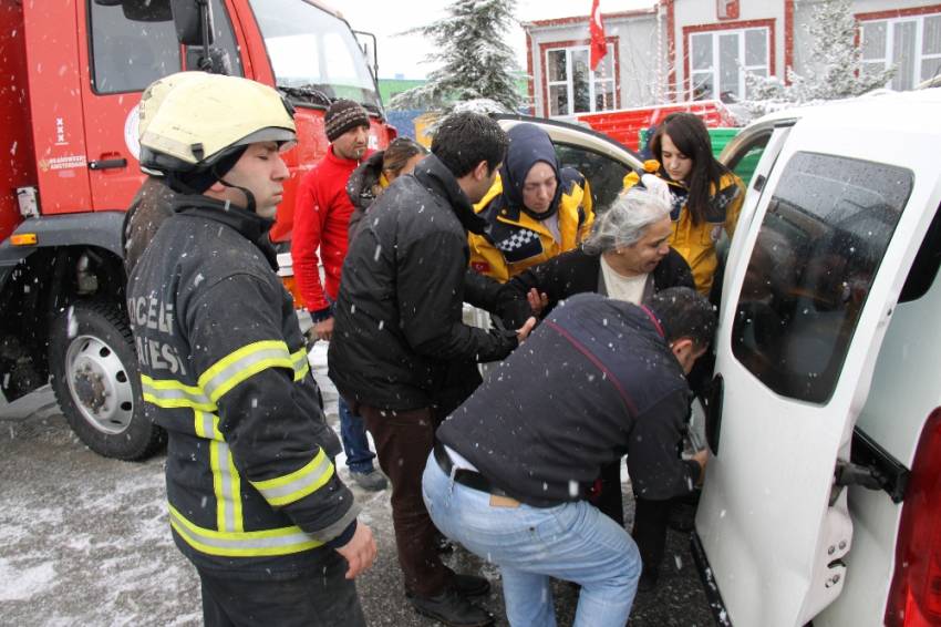 Yaralı olduğunu unutup torunlarına koştu