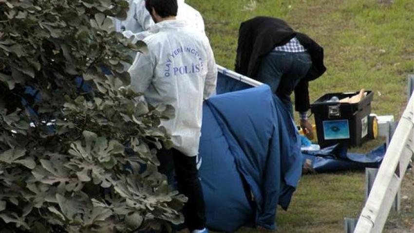 İstanbul'da ağaç altındaki cesedin sırrı araştırılıyor