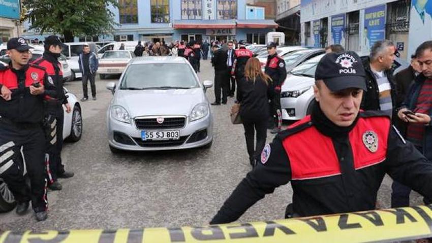 Korkunç olay! Hastanede doktoru bıçaklayıp...