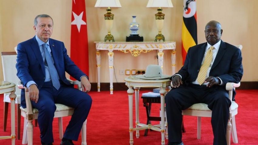 Erdoğan ve Museveni'nin toplantısında renkli dakikalar