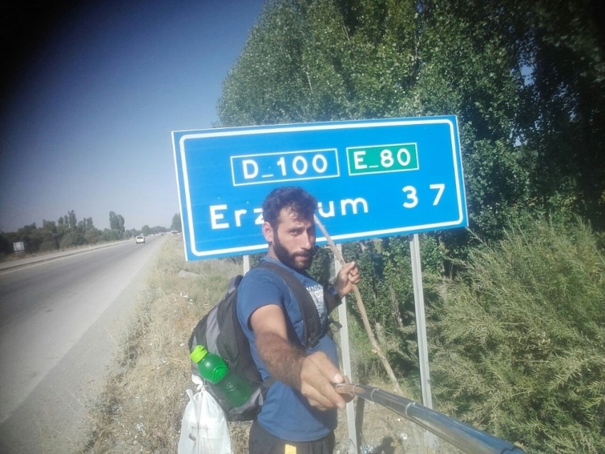 Survivor’a katılmak için bin 500 kilometre yürüyecek