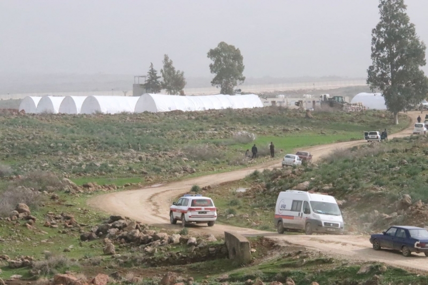 Hatay'da sınır karakolu yakınlarına roket düştü