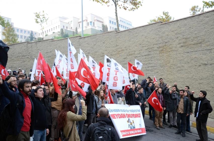 ABD konsolosluğu önünde çuvallı ’Obama’ protestosu