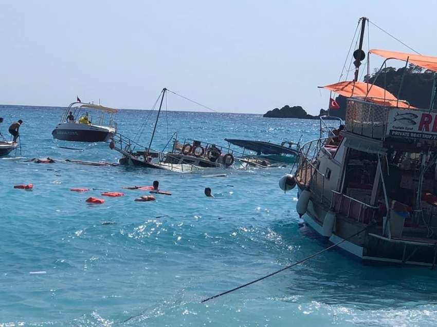 Ölüdeniz açıklarında batan teknedeki tüm yolcular kurtarıldı