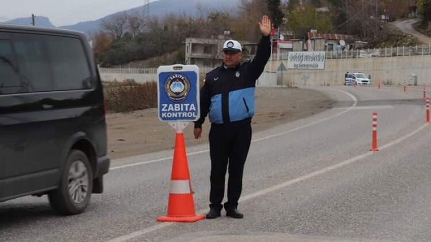 Bu belediye ilçeye giren araçlardan para alıyor...