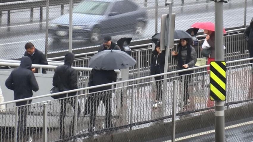 İstanbul’da gök gürültülü sağanak yağmur etkili oluyor