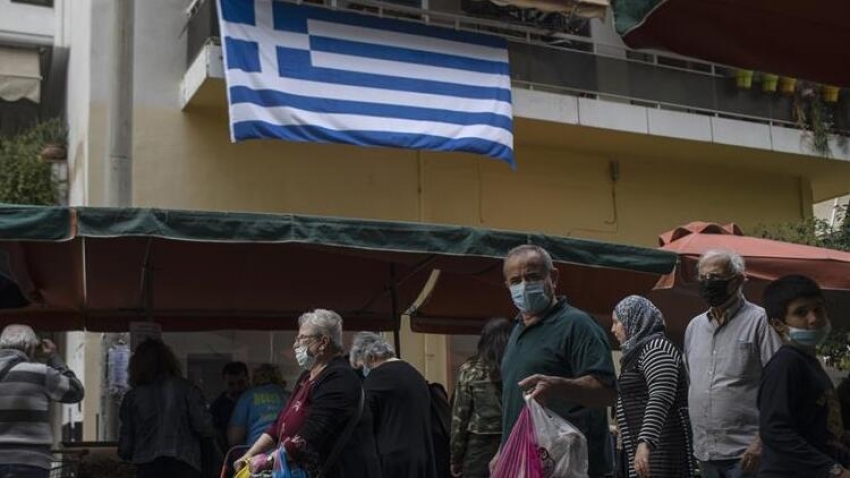 Yunanistan karantinaya giriyor!