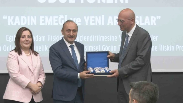 6’ncı Ulusal Gençlik Farkında Proje Yarışması ödülleri sahiplerini buldu
